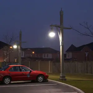 A K803 Solitaire Sr. fixture accompanied by a Pipe style arm on top of a Windsor pole.